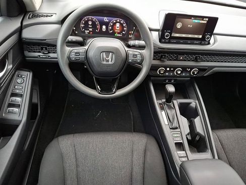 Certified 2023 Honda Accord LX image 11