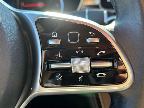 Used 2022 Mercedes-Benz GLC 300 w/ Premium Package Lite image 33