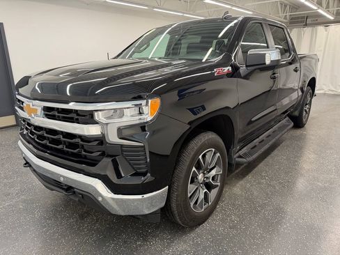 Used 2024 Chevrolet Silverado 1500 LT w/ All Star Edition Plus AWD/4WD image 4