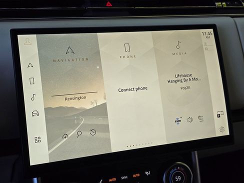 Used 2023 Land Rover Range Rover SE image 38