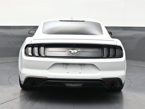 Used 2022 Ford Mustang Premium RWD image 4