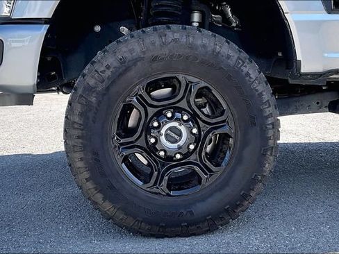 Used 2024 Ford F250 XL w/ STX Appearance Package AWD/4WD image 8