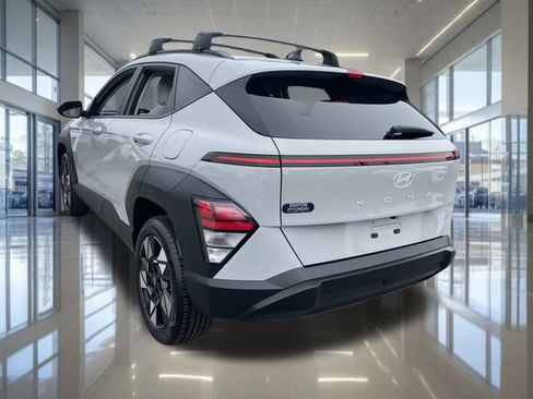 Certified 2024 Hyundai Kona SEL w/ Convenience Package AWD/4WD image 7