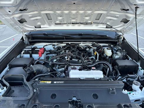 Used 2025 Toyota 4Runner TRD Off Road image 32