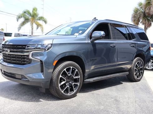 Used 2021 Chevrolet Tahoe RST w/ Luxury Package RWD image 4