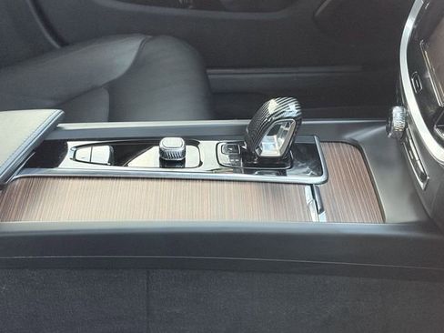 Used 2025 Volvo S60 B5 Plus FWD image 10