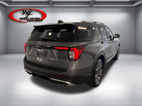 New 2027 Ford Explorer Platinum AWD/4WD image 6