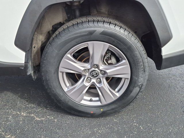 Certified 2025 Toyota RAV4 XLE AWD/4WD image 8