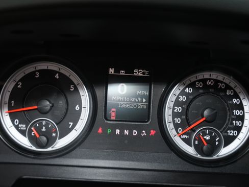 Used 2014 RAM 1500 Express image 13