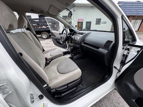 Used 2007 Honda Fit image 59