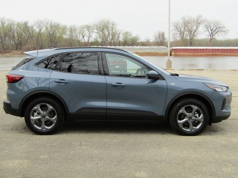 New 2026 Ford Escape ST-Line Select w/ Tech Pack #1 image 5