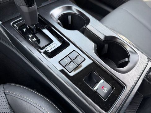 New 2026 Subaru Outback Limited w/ Premium/Limited Package 2 image 25