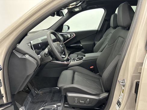 New 2026 BMW X3 xDrive30 w/ Premium Package image 25