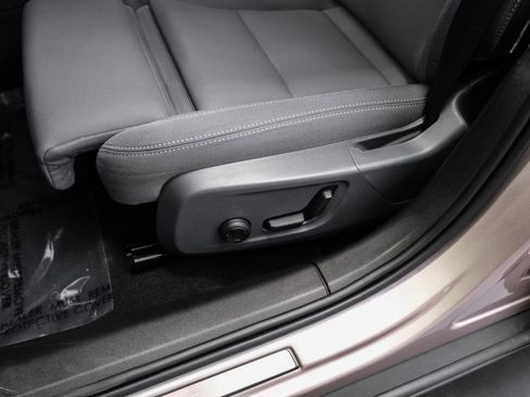 Used 2023 Polestar Polestar 2 FWD image 33