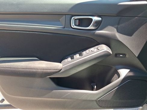 Certified 2025 Honda Civic Sport image 21