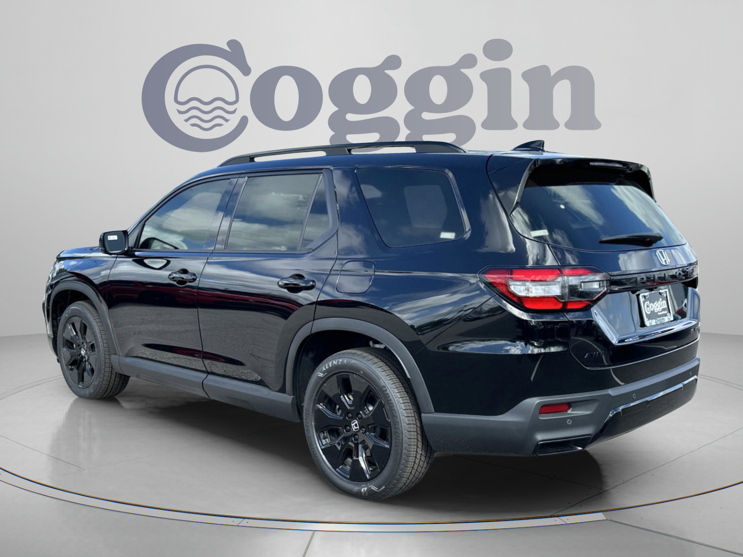New 2026 Honda Pilot Black Edition image 4