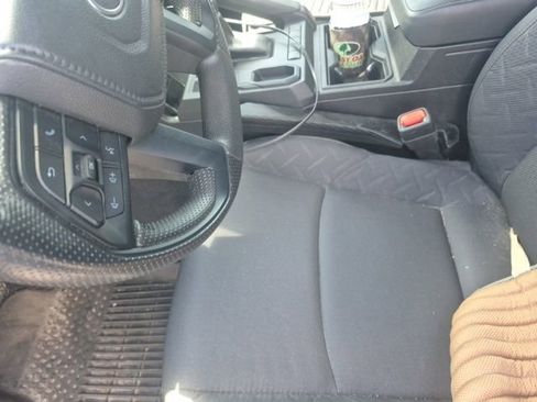 Used 2025 Toyota Tacoma SR RWD image 10