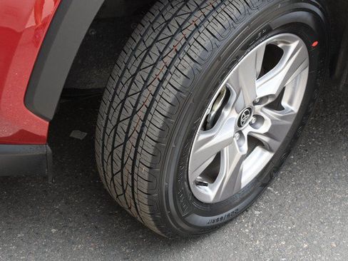 Certified 2025 Toyota RAV4 XLE AWD/4WD image 11