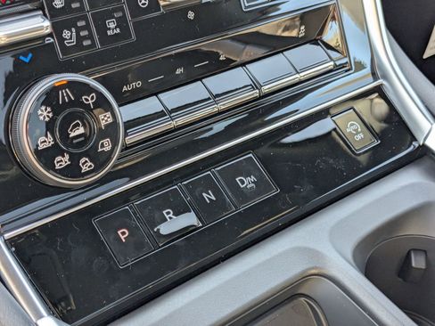 New 2026 Nissan Armada Platinum AWD/4WD image 21