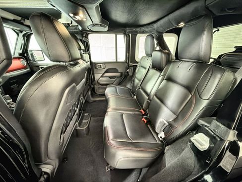 Used 2021 Jeep Wrangler Unlimited Rubicon image 24