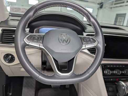 Used 2023 Volkswagen Atlas SEL AWD/4WD image 39