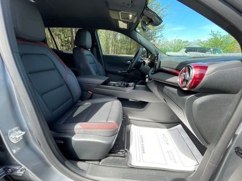 Used 2026 Chevrolet Equinox RS AWD/4WD image 23