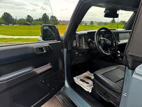 Used 2021 Ford Bronco First Edition image 9