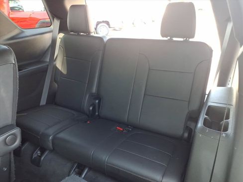 Used 2023 Chevrolet Traverse LT AWD/4WD image 29