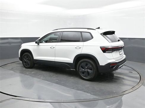 New 2025 Volkswagen Taos S image 5