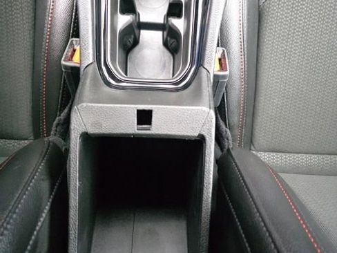 Used 2025 Jeep Compass Trailhawk image 29