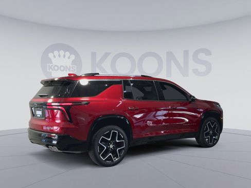 New 2026 Chevrolet Traverse High Country FWD image 5