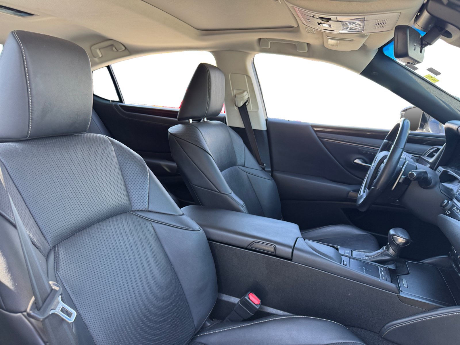 Used 2019 Lexus ES 300h w/ Premium Package FWD image 15