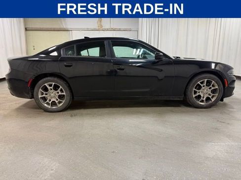 Used 2016 Dodge Charger SXT w/ AWD Plus Group image 3