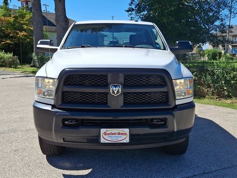 Used 2018 RAM 3500 Tradesman AWD/4WD image 2