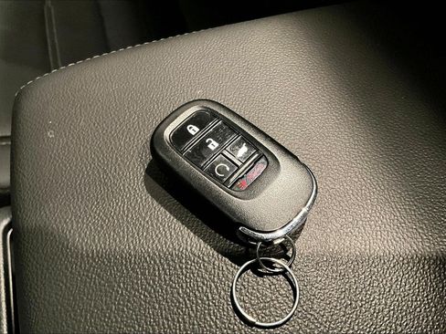 Used 2026 Honda CR-V EX-L image 33
