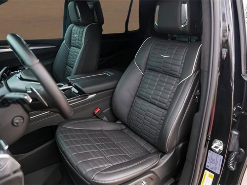 Certified 2025 Cadillac Escalade V w/ LPO, Floor Liner Package image 7