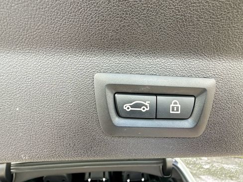 Used 2022 BMW X3 M40i AWD/4WD image 31