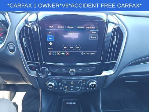Used 2023 Chevrolet Traverse LT FWD image 46