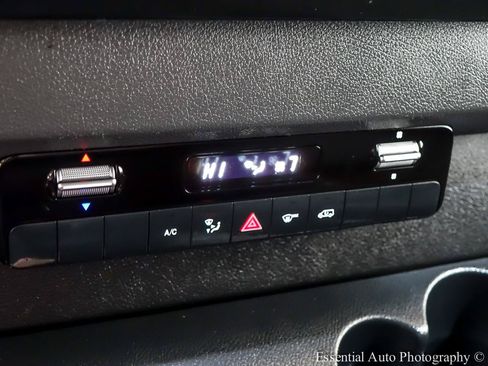 Used 2020 Mercedes-Benz Sprinter 2500 w/ Driver Convenience Package image 12