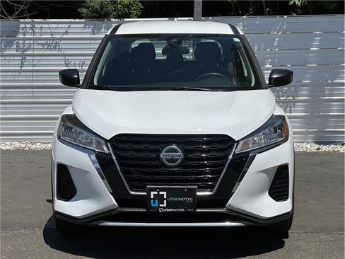 Used 2021 Nissan Kicks S FWD image 7