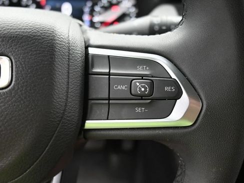 Used 2024 Jeep Compass Latitude AWD/4WD image 25