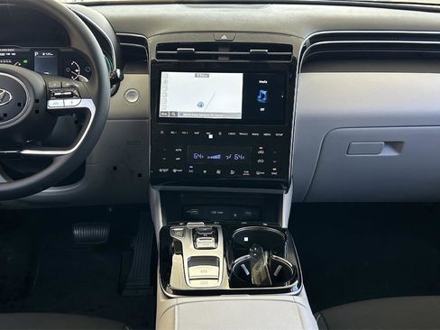 Used 2024 Hyundai Tucson Blue image 3