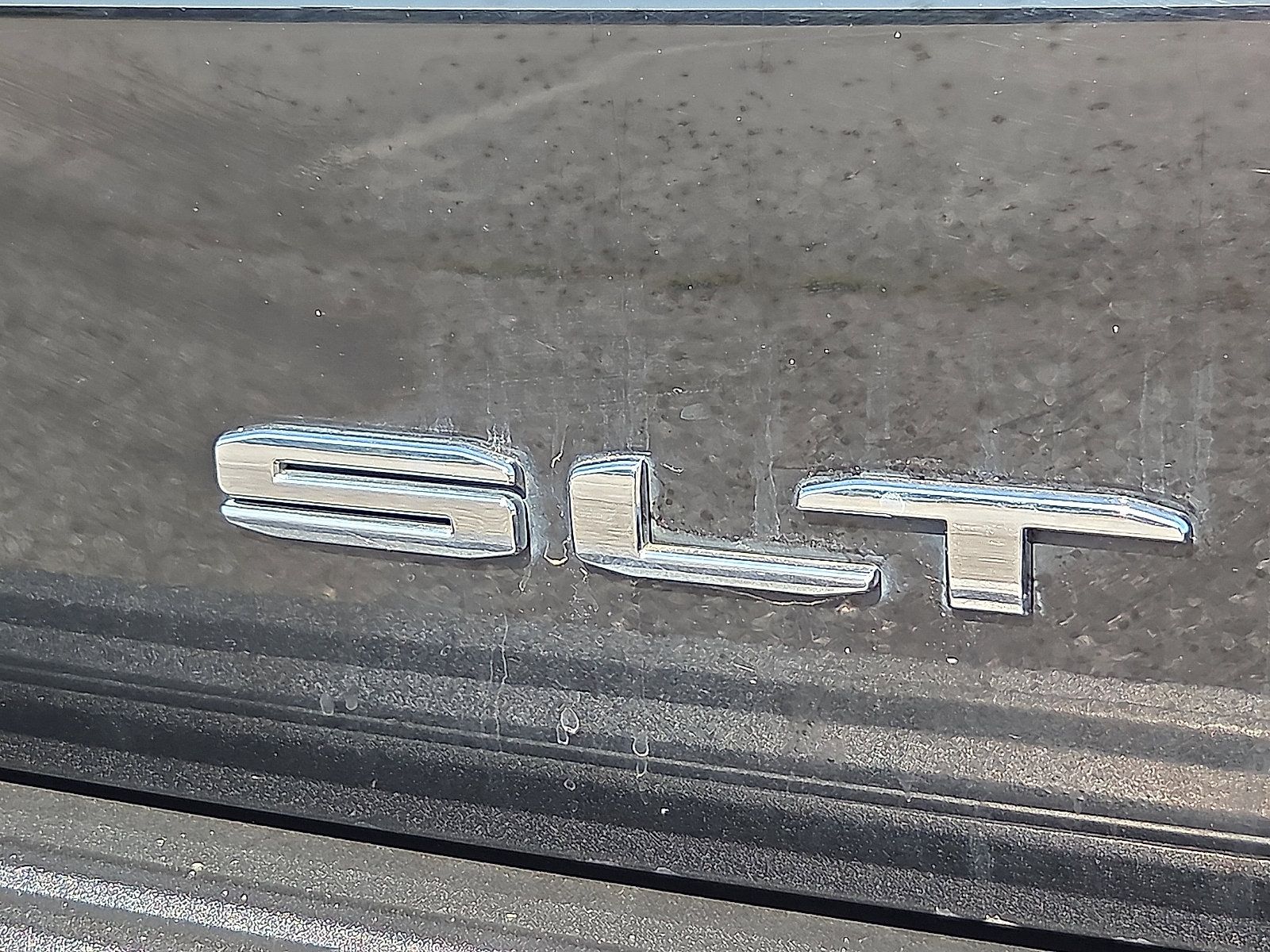 Certified 2023 GMC Yukon XL SLT w/ SLT Luxury Package AWD/4WD image 9