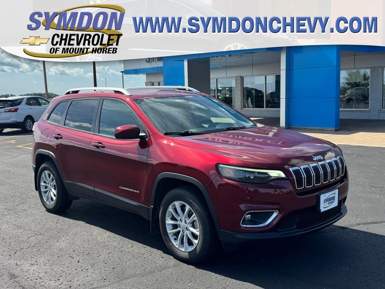 Used 2020 Jeep Cherokee Latitude w/ Cold Weather Group AWD/4WD image 1