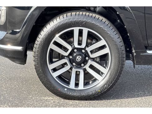 Used 2019 Toyota 4Runner Limited image 31