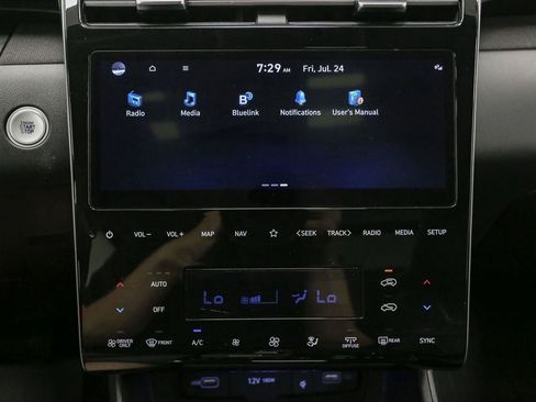 Used 2024 Hyundai Tucson Limited AWD/4WD image 29