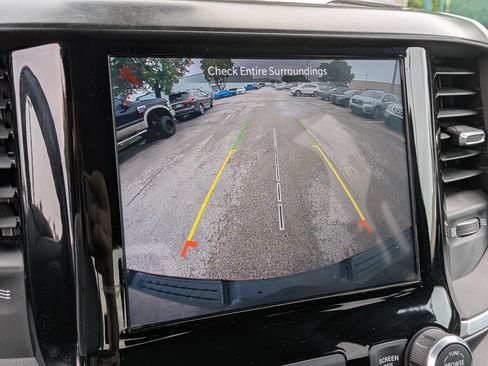 Used 2023 RAM 1500 Big Horn AWD/4WD image 36