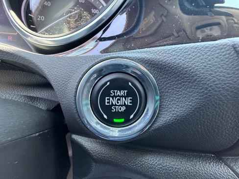 Used 2022 Buick Encore GX Preferred FWD image 30