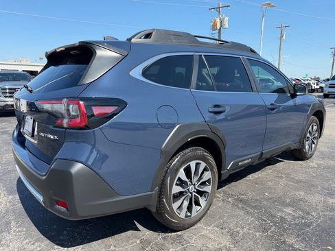 Used 2025 Subaru Outback Limited AWD/4WD image 17