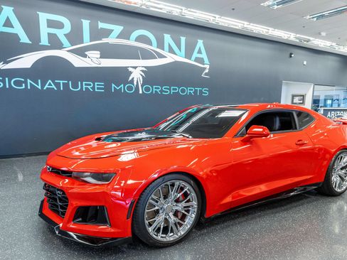Used 2017 Chevrolet Camaro ZL1 RWD image 1
